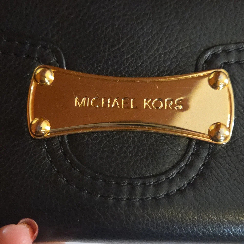 Michael Kors Saratoga Continental Wallet EUC - Picture 6 of 10